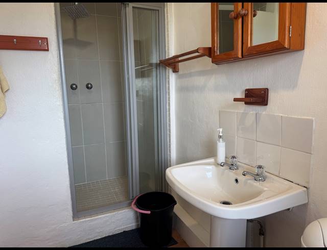 6 BEDROOM HOUSE TO LET IN HOWICK RURAL